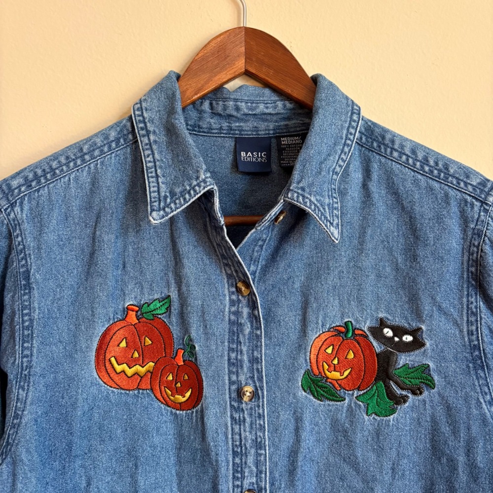 Vintage Basic Editions Holiday Halloween Embroidered Jack O Lantern Denim Shirt